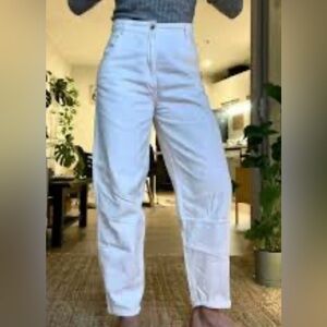 Zara Cream barrel pant Pants medium